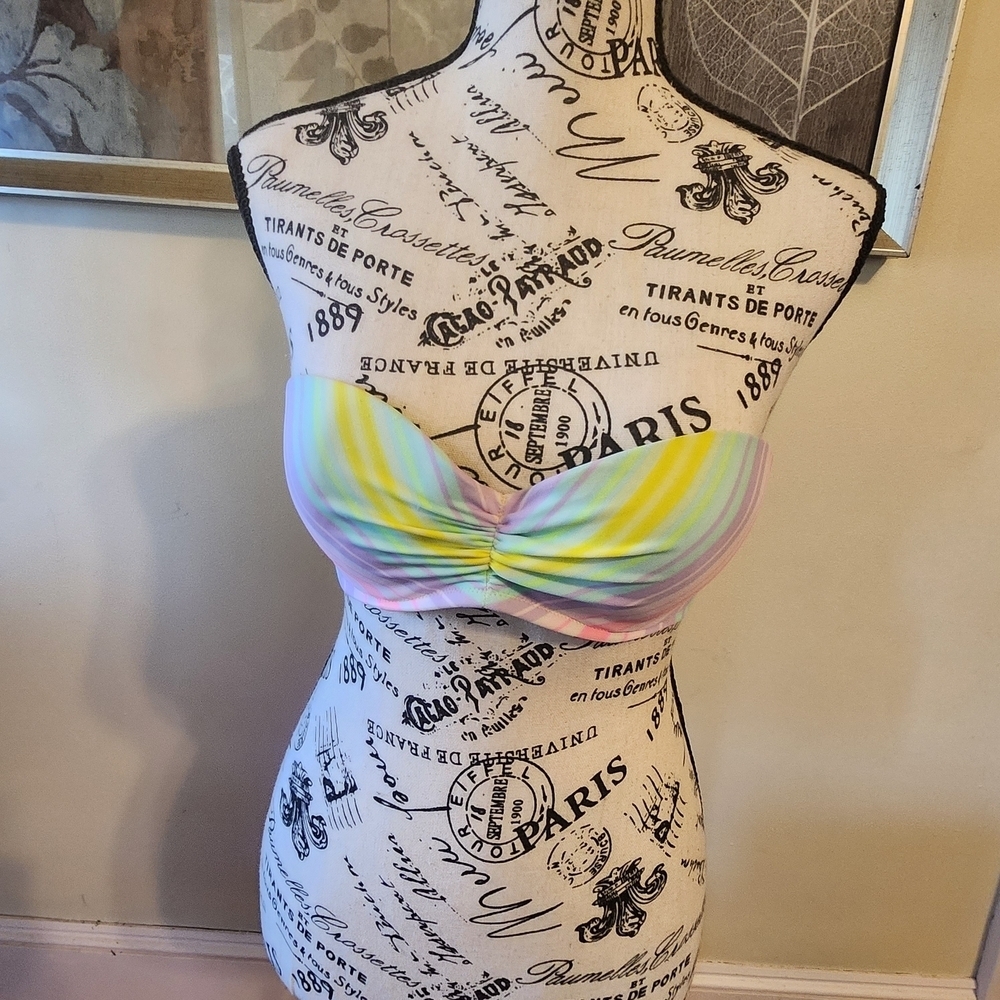 Victoria's Secret Multicolor Bikini Top